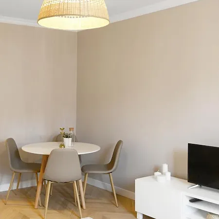 Lafayette Apartment Paris